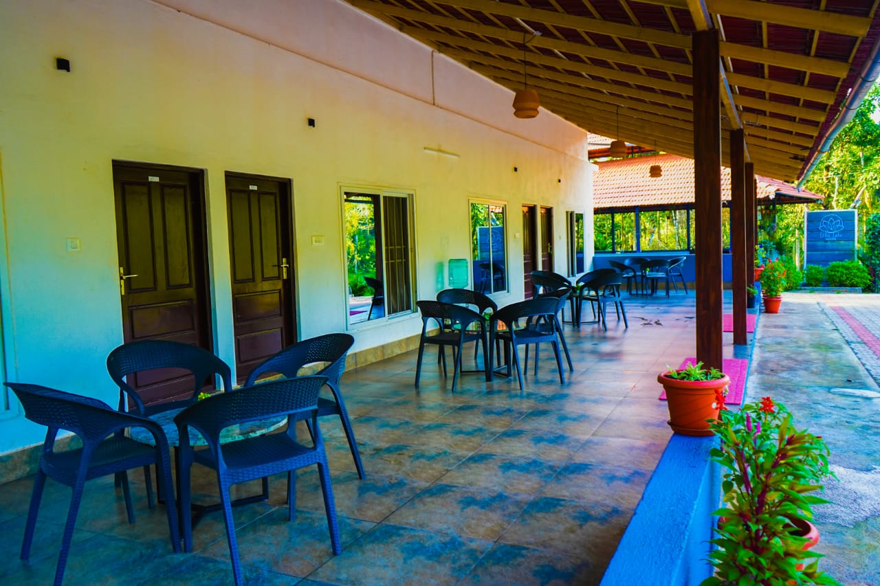 lotus lakee retreat